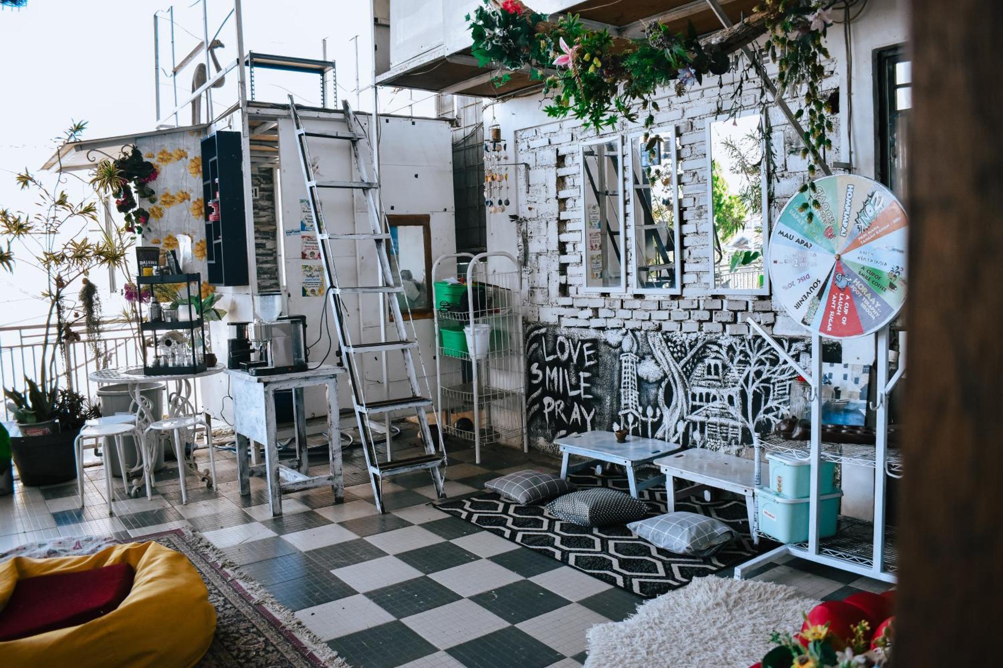 Imah Seuri By Kaya Rooms Tutugan ภายนอก รูปภาพ