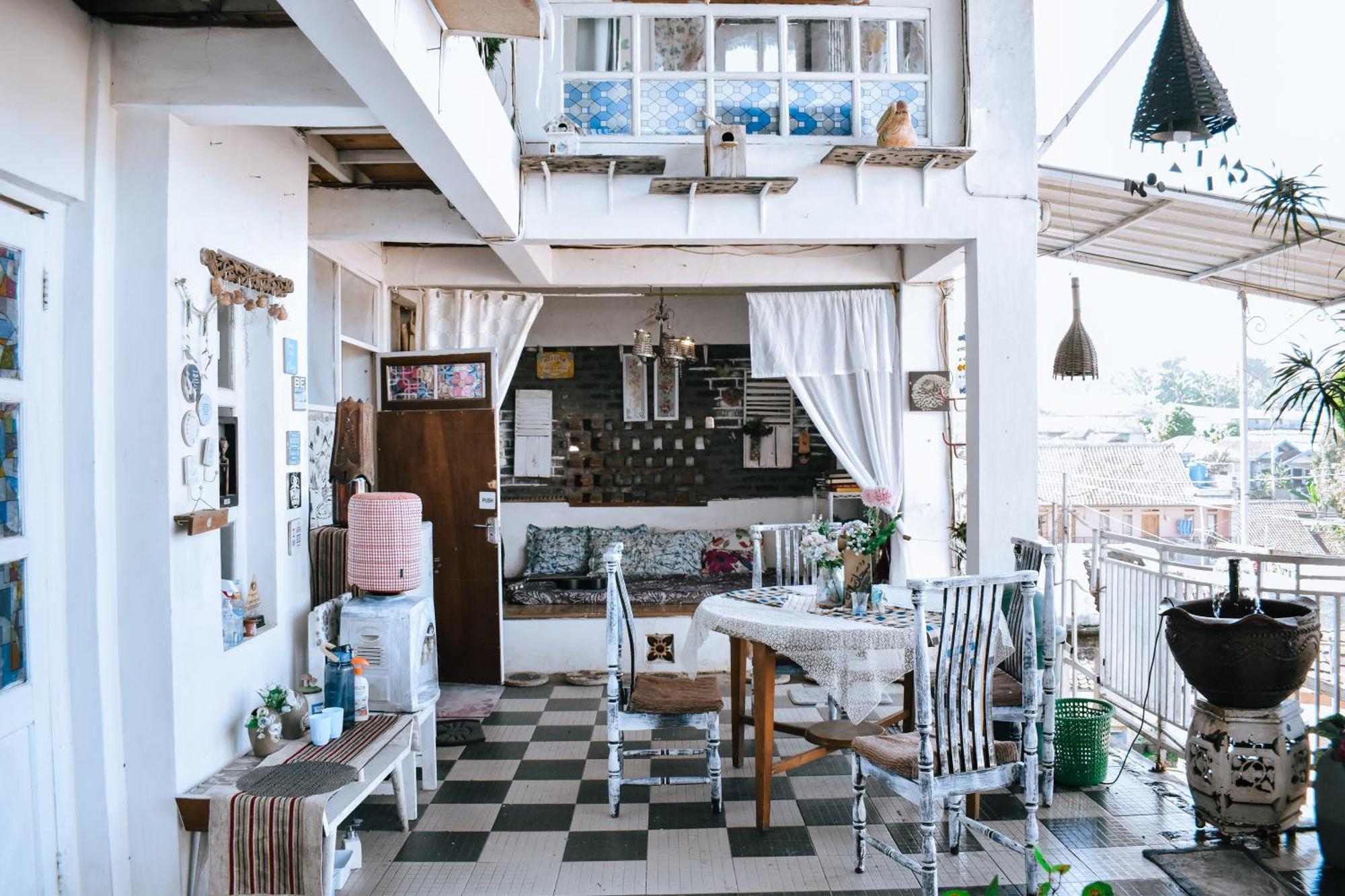 Imah Seuri By Kaya Rooms Tutugan ภายนอก รูปภาพ