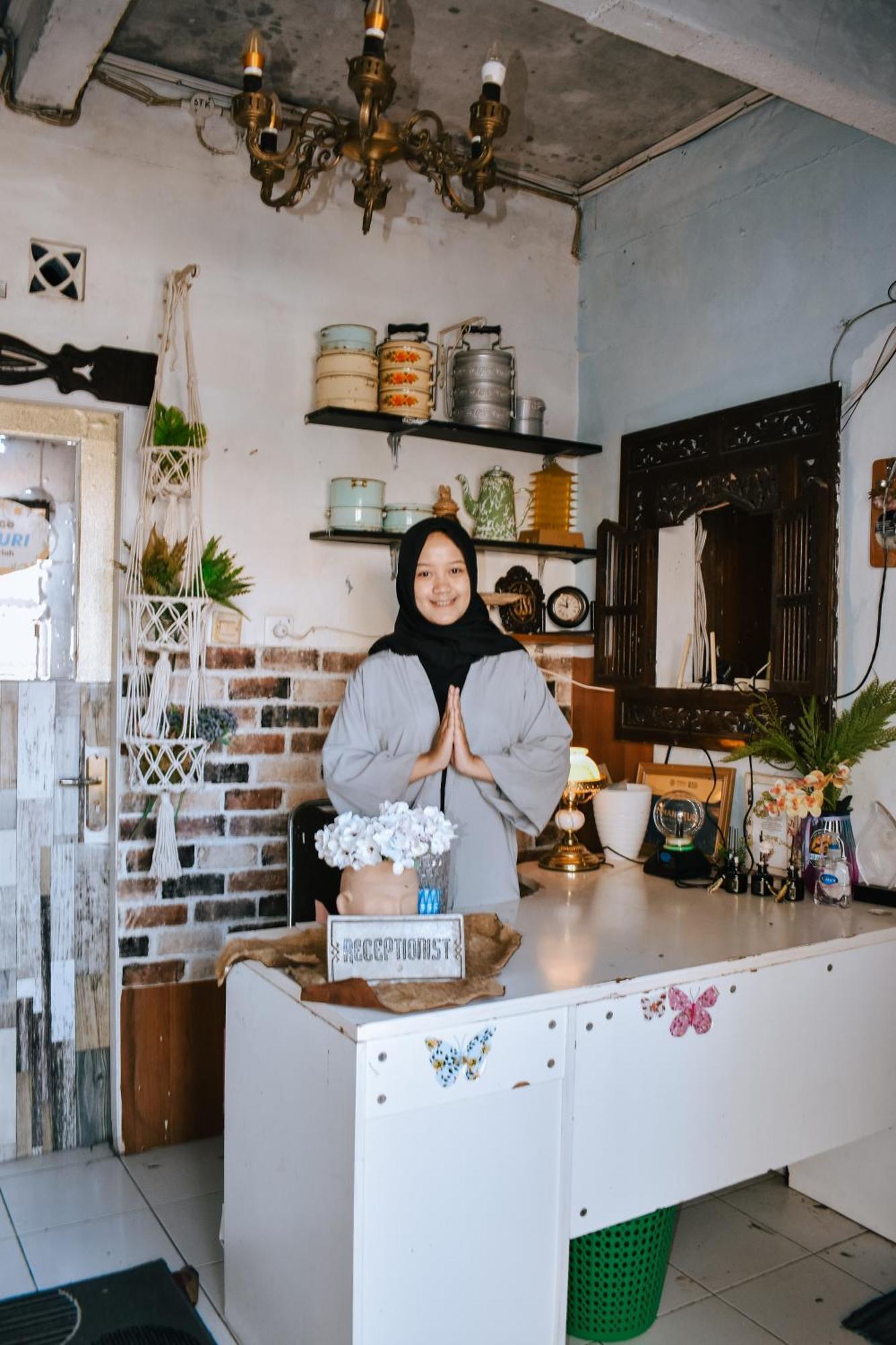 Imah Seuri By Kaya Rooms Tutugan ภายนอก รูปภาพ