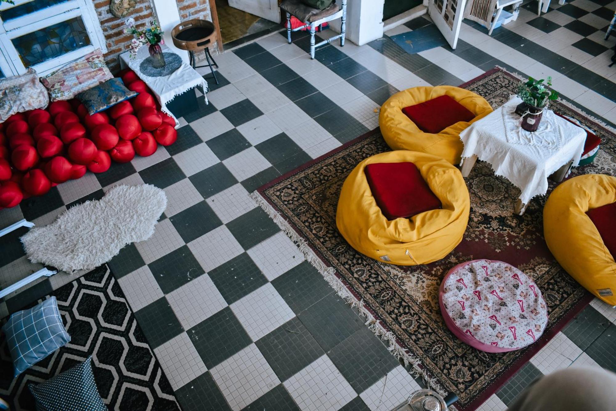 Imah Seuri By Kaya Rooms Tutugan ภายนอก รูปภาพ